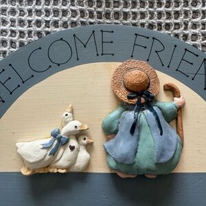 Vintage Welcome Friends Wall Decor with Ducks